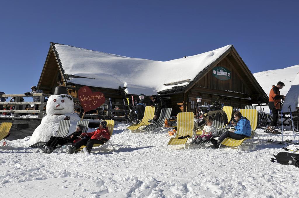 Kinder- Und Familienhotel Nockalm Innerkrems Ruang foto