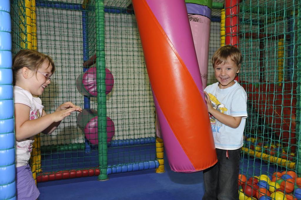 Kinder- Und Familienhotel Nockalm Innerkrems Bagian luar foto