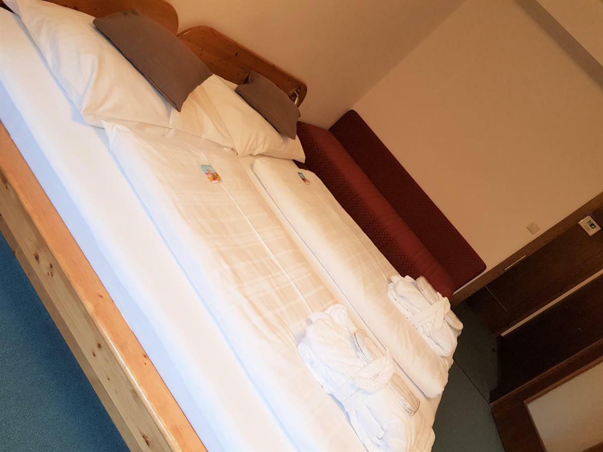 Kinder- Und Familienhotel Nockalm Innerkrems Bagian luar foto