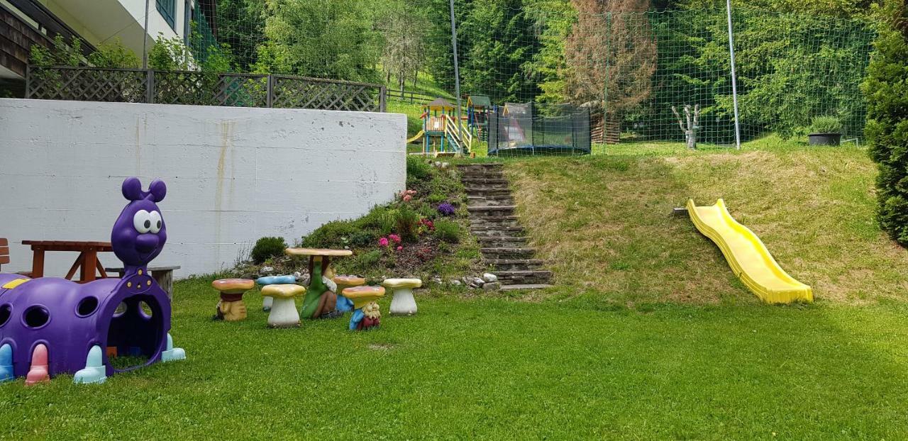 Kinder- Und Familienhotel Nockalm Innerkrems Bagian luar foto
